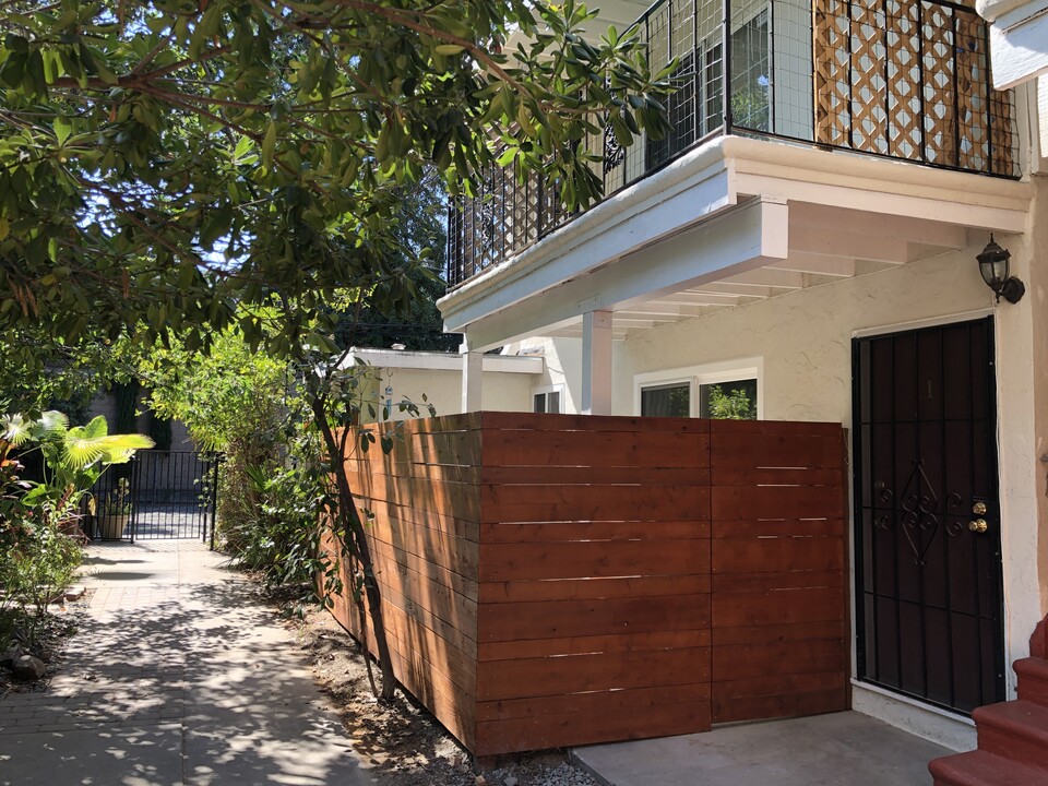 925 Ravenscourt Ave, Unit 2 in San Jose, CA - Building Photo