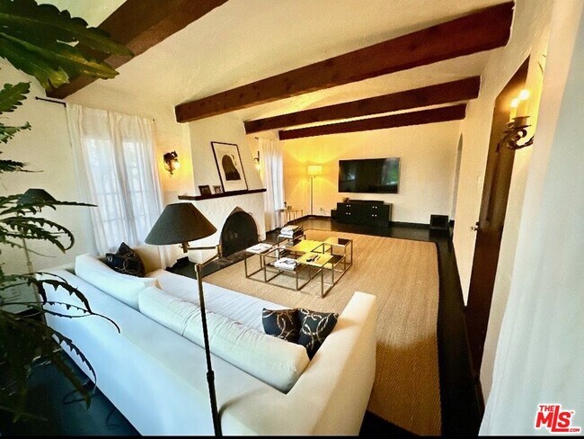 149 S Swall Dr in Beverly Hills, CA - Building Photo - Building Photo