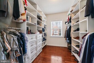 6526 Wayside Pl in Alexandria, VA - Building Photo - Building Photo