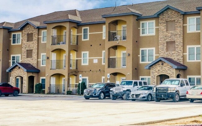 Lone Star Villas in Pecos, TX - Foto de edificio - Building Photo