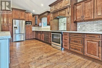 871 Swiss Height in Oshawa, ON - Building Photo - Building Photo