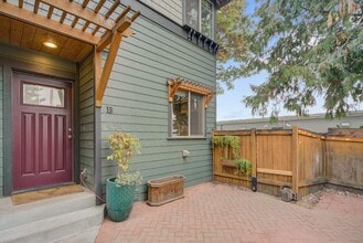 308 20th Ave S in Seattle, WA - Building Photo - Building Photo