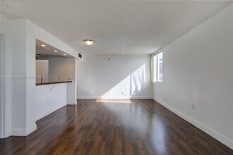 850 N Miami Ave in Miami, FL - Foto de edificio - Building Photo