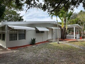 1790 NE 18th St in Fort Lauderdale, FL - Building Photo - Building Photo