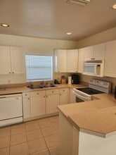 170 Portside Ave in Cape Canaveral, FL - Building Photo - Building Photo