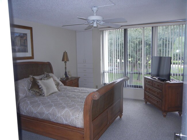 7835 Lakeside Blvd-Unit -933 in Boca Raton, FL - Building Photo - Building Photo