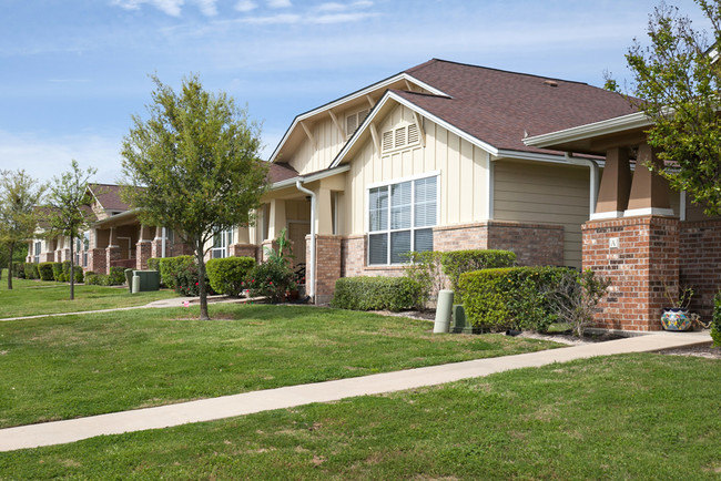 The Village at Creek Meadows in College Station, TX - Building Photo - Building Photo