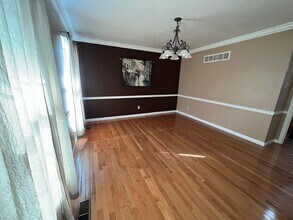 15605 Highcroft Dr in Chesterfield, MO - Building Photo - Building Photo