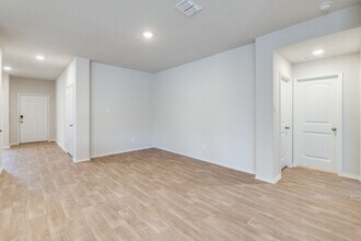 857 Peccary Pl in Seguin, TX - Building Photo - Building Photo