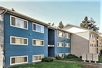 Images Springcreek Apartments in Milwaukie, OR - Foto de edificio - Building Photo