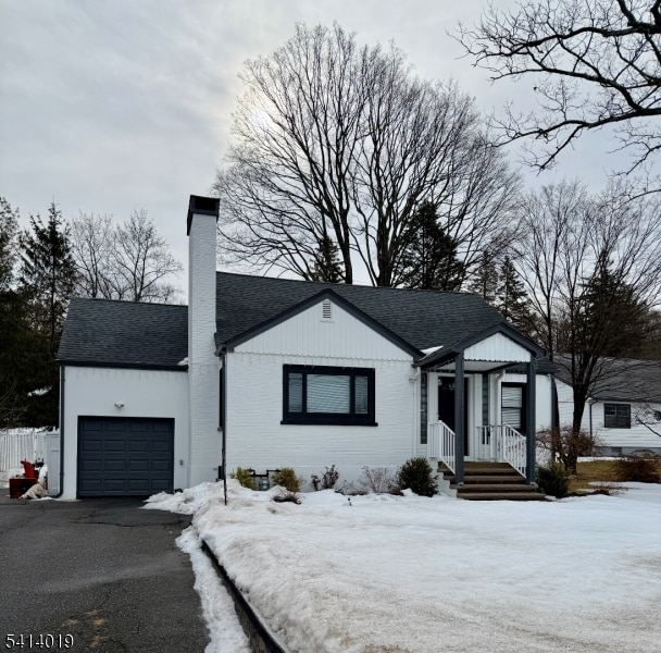 property at 7 Center Grove Rd