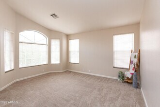 6321 W Linda Ln in Chandler, AZ - Building Photo - Building Photo