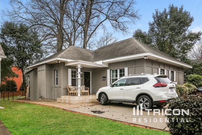 property at 2001 Kenilworth Ave