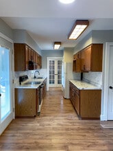 321 Adolph St, Unit Apt 1 in Rockford, MI - Building Photo - Building Photo