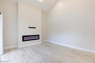 13131 Whitehaven Ln in Ft. Myers, FL - Building Photo - Building Photo