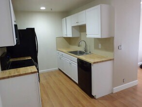 674 Arcadia Dr in Vacaville, CA - Building Photo - Building Photo