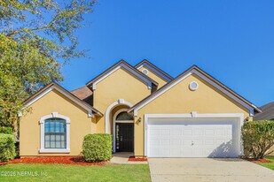 1093 Maple Ln in Orange Park, FL - Building Photo