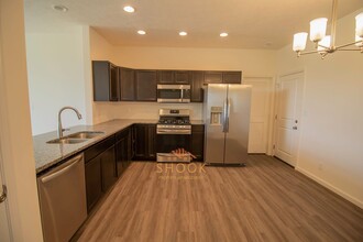 6525 Shale Crescent Dr in West Lafayette, IN - Building Photo - Building Photo