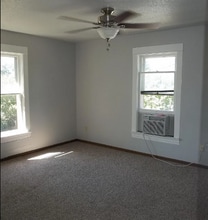 910 S Washington St in Aberdeen, SD - Building Photo - Building Photo