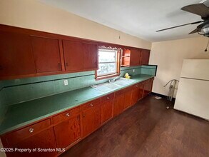 149 Tompkins St in Pittston, PA - Building Photo - Building Photo