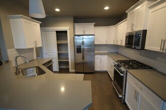 1758 NE Janice Way in Bend, OR - Building Photo - Building Photo