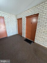 12201 Braxfield Ct in North Bethesda, MD - Building Photo