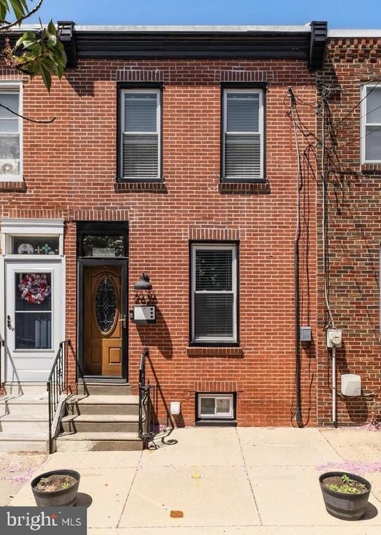 property at 2636 Mercer St