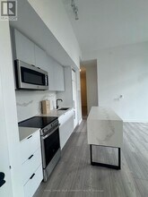 1182-1182 King St W in Toronto, ON - Building Photo - Building Photo
