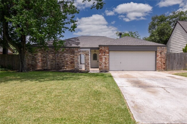 property at 2023 Lexington Woods Dr