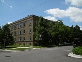 1955 W Sunnyside Ave, Unit 2 in Chicago, IL - Building Photo
