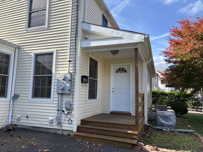 88 Garden Dr in Fairfield, CT - Building Photo - Building Photo