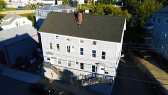 42 Kilburn St in Fall River, MA - Building Photo