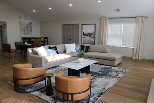 Westcott Apartments in Evansville, IN - Building Photo