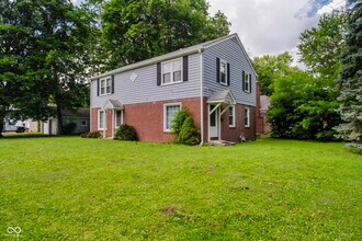 4702 Rookwood Ave in Indianapolis, IN - Building Photo - Building Photo