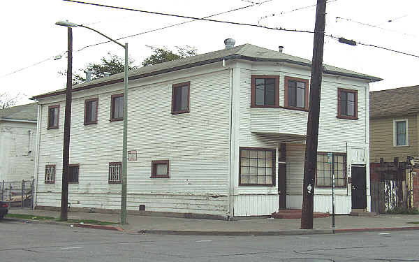 1696-1698 12th St in Oakland, CA - Building Photo - Building Photo