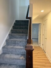 179 Lockheed Dr in Moon Township, PA - Foto de edificio - Building Photo