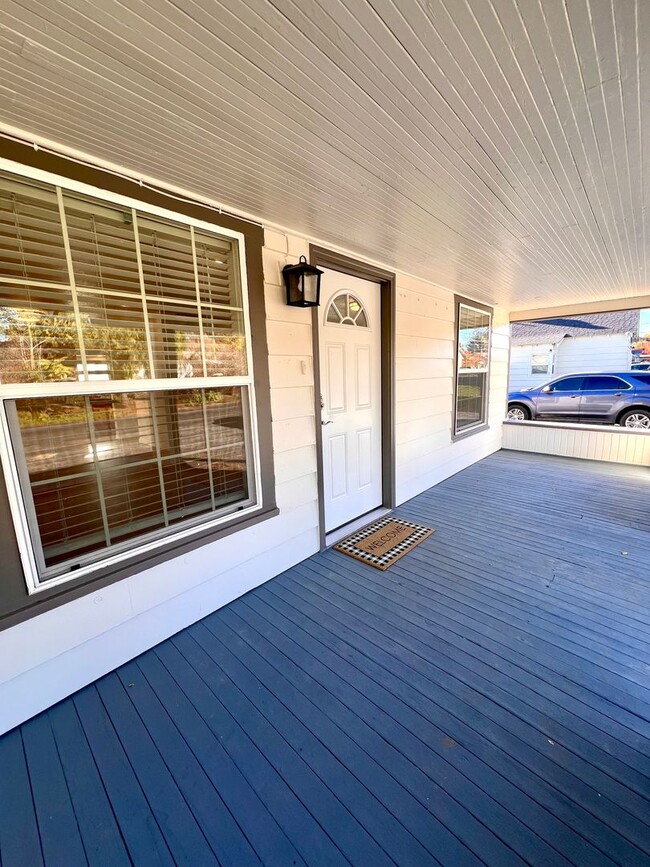 1212 S 18th Ave in Yakima, WA - Building Photo - Building Photo