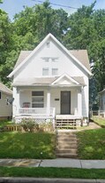 218 S Elmwood Ave in Kansas City, MO - Building Photo