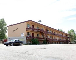 Tropicana Apartments in Denver, CO - Building Photo