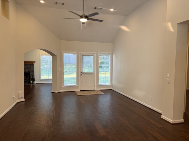 371 Rebekah Ln in Montgomery, AL - Building Photo - Building Photo