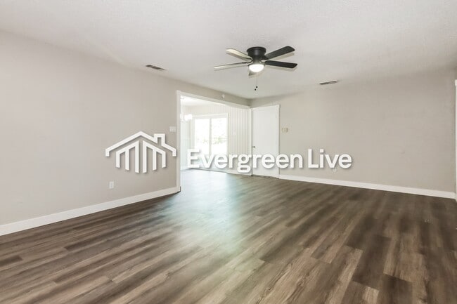 1501 Shady Ln in Seagoville, TX - Building Photo - Building Photo