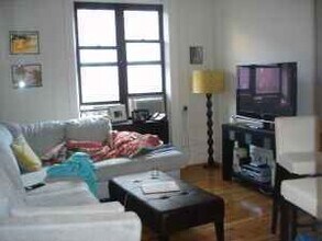 517 W 113th St in New York, NY - Foto de edificio - Building Photo