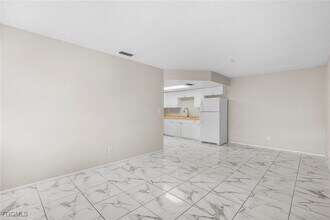 3660 Seminole Ave in Ft. Myers, FL - Building Photo - Building Photo