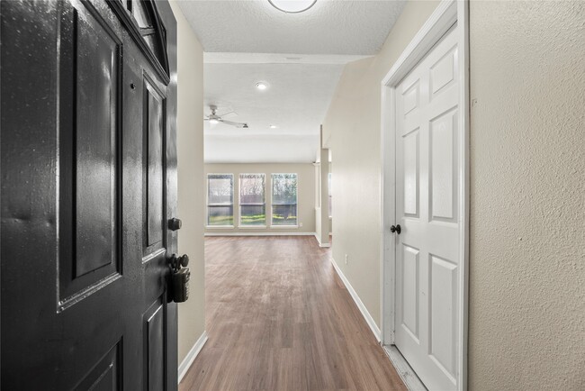 7134 Prairie Village Dr in Cypress, TX - Building Photo - Building Photo