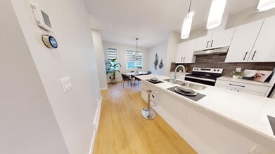 2035 Chalmers Way SW in Edmonton, AB - Building Photo - Building Photo