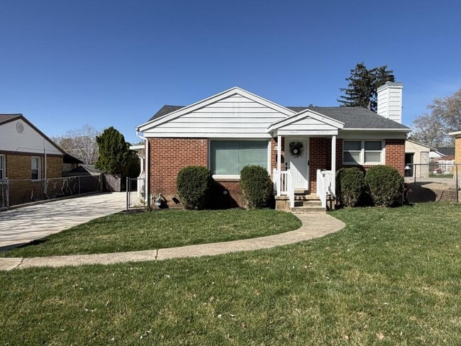 property at 721 Robins Ave