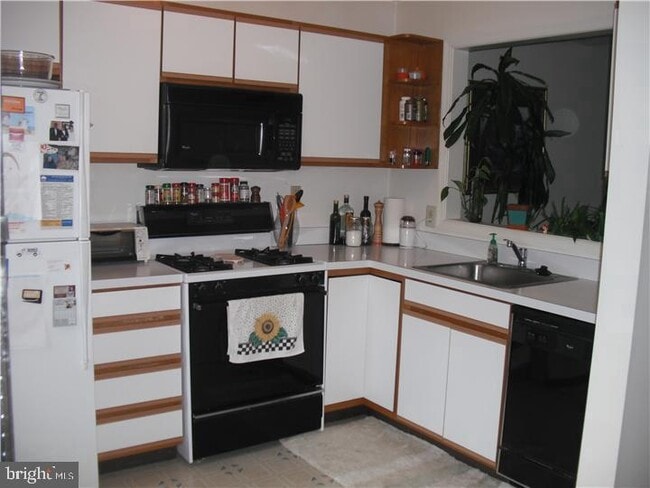 277 Miley Rd in Aston Township, PA - Building Photo - Building Photo