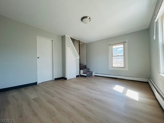 32 Union Pl in Newton, NJ - Building Photo - Building Photo