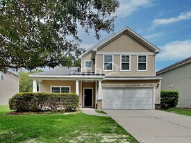 160 Hamilton Grove Dr in Pooler, GA - Building Photo