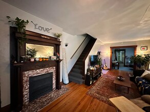 714 W Lovell St in Kalamazoo, MI - Building Photo - Building Photo